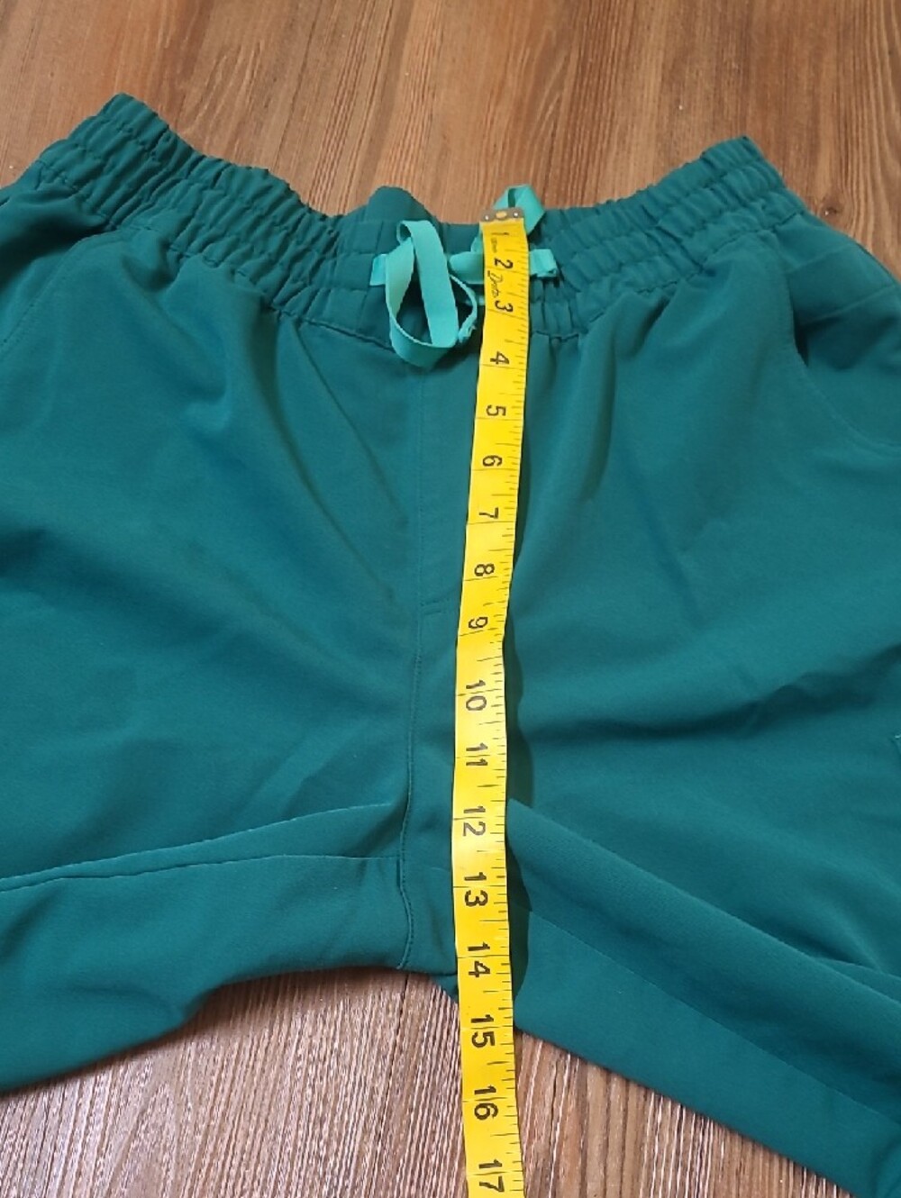 Figs women,s Teal V-Neck Scrub Top and Pants used goodsize L. - Picture 12 of 16